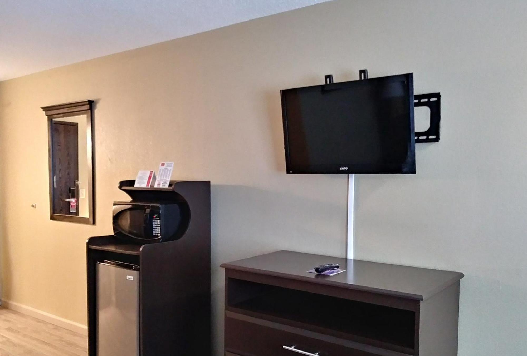 Econo North Lodge
