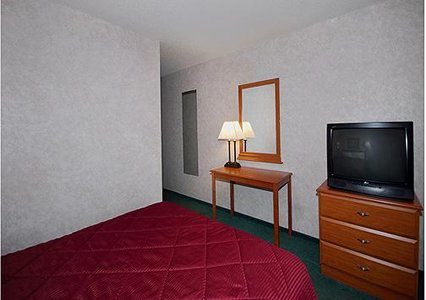 Lodge Econo North *