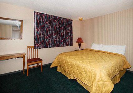 Econo North Lodge *